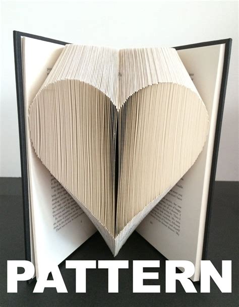 Toradh íomhá ar Pinterest Book Folding Patterns