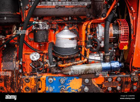 Image result for Inside Internal Combustion Engine