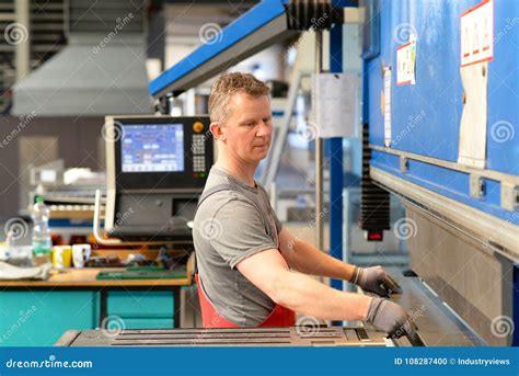 Bending Metalworking に対する画像結果