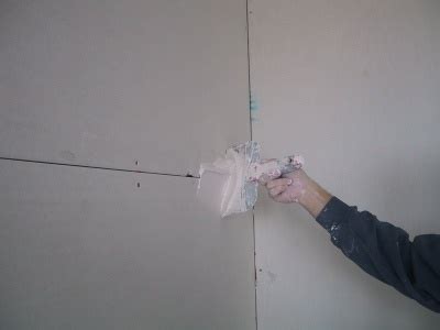 Afbeeldingsresultaten voor Filling Plasterboard Joints