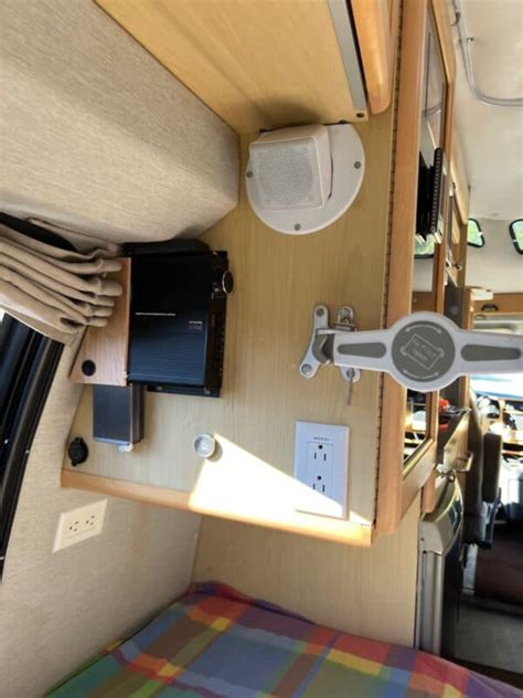 Image result for 2008 Chevy Express Engine Compartment