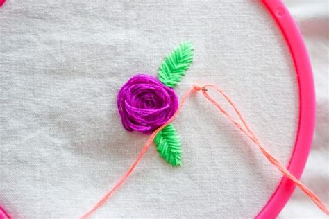 Embroidery Monogram Thread Drawing に対する画像結果