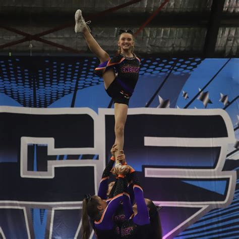 Cheer Comp Barivel に対する画像結果