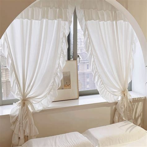 priscilla curtains bedroom に対する画像結果