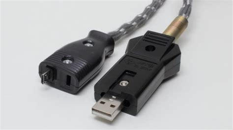 USB B Port に対する画像結果