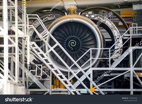 Plane Engine Front View に対する画像結果