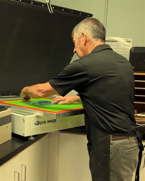 Afbeeldingsresultaten voor Process of iPhone Screen Making