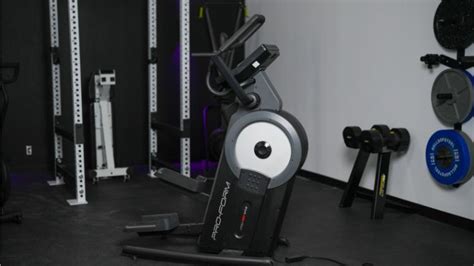 Toradh íomhá ar Elliptical HIIT Squat