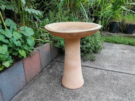 How to Repair Terracotta Pottery に対する画像結果