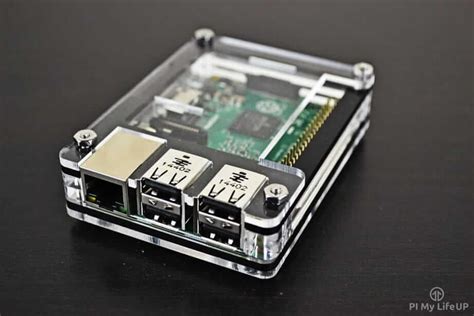 Afbeeldingsresultaten voor Raspberry Pi with Case