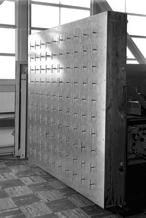 Toradh íomhá ar Phased Array Antenna Radiation Pattern