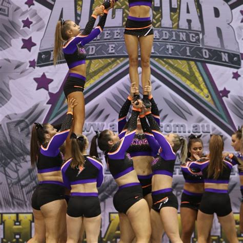 Cheer Comp Barivel に対する画像結果