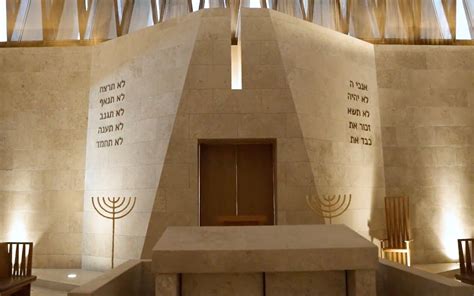 Image result for Moses Ben Maimon Synagogue