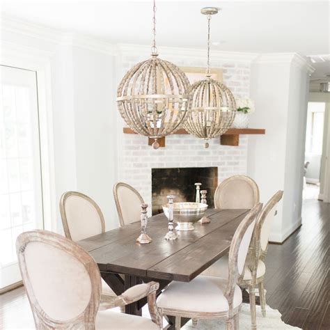 Afbeeldingsresultaten voor Hanging Lights Over Dining Table