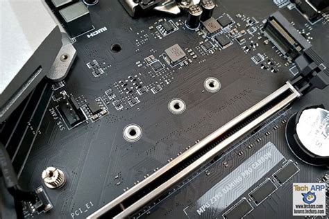 SSD in Motherboard に対する画像結果