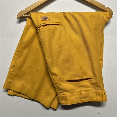 Yellow Dickies Work Shorts に対する画像結果