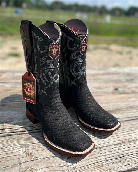 Toradh íomhá ar Python Boots Outfit Men