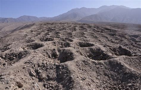 Nazca Holes に対する画像結果