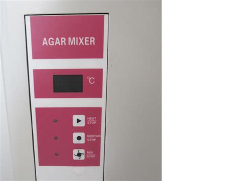 Toradh íomhá ar Black and White Image of Duplicating Machine