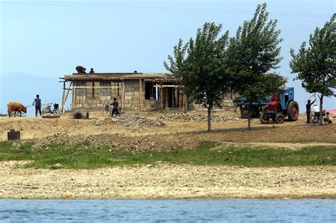 Afbeeldingsresultaten voor South Korean Caste System