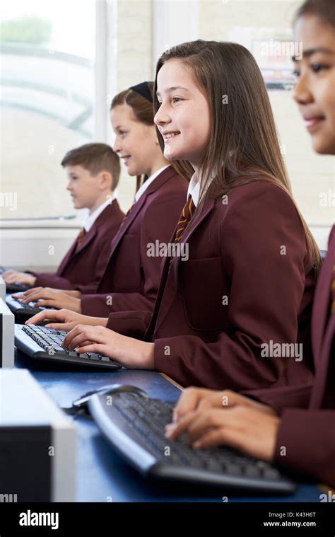 Toradh íomhá ar Computer Science Uniform