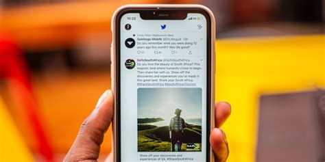 Mobile Twitter Search 的图像结果