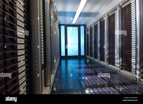 Computer Cluster Price എന്നതിനുള്ള ഇമേജ് ഫലം