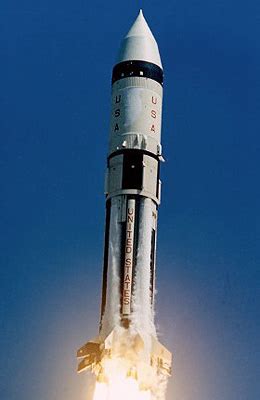 Saturn 1B Launch Vehicle に対する画像結果