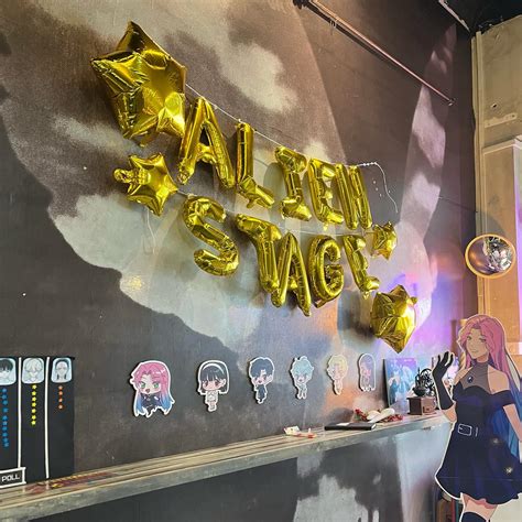 Afbeeldingsresultaten voor Alien Stage Cafe Art