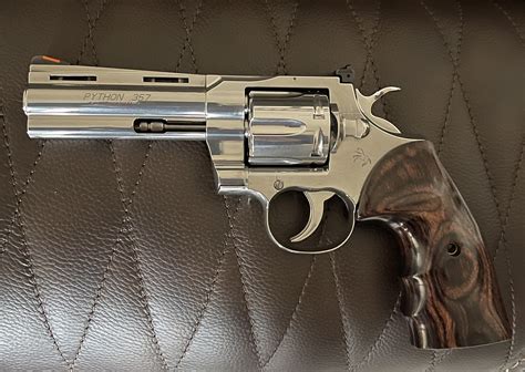 Image result for VZ Grips for Colt Python