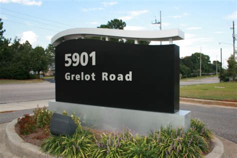 Clean Modern Monument Signs に対する画像結果