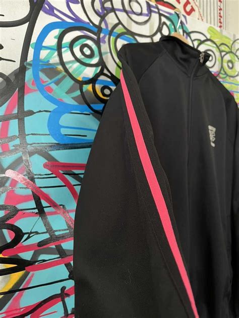 Toradh íomhá ar Chaotic System Jacket