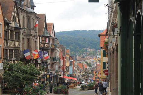 Toradh íomhá ar Multicultural Environment