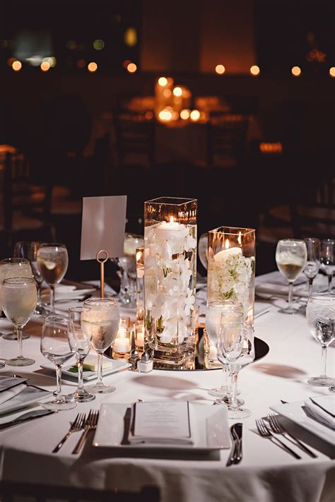 Afbeeldingsresultaten voor Simple Wedding Table