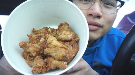 Toradh íomhá ar How to Properly Eat Chicken Wings