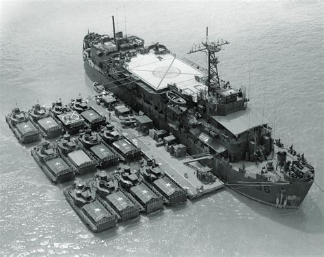 Afbeeldingsresultaten voor Navy SEALs in Vietnam