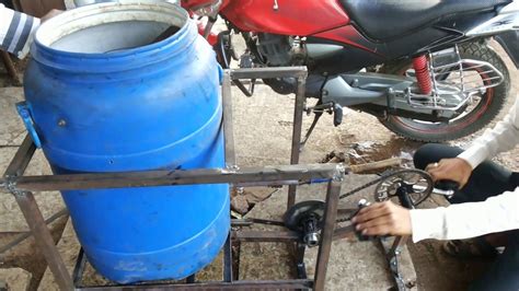 Pedal Operated Washing Machine に対する画像結果