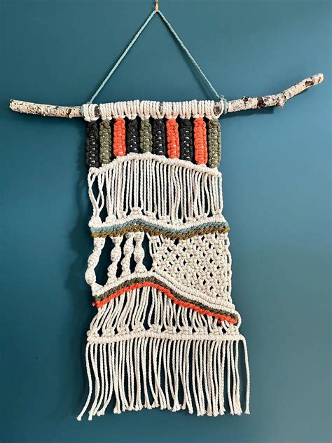 Large Boho Macrame Wall Hanging Tutorial に対する画像結果