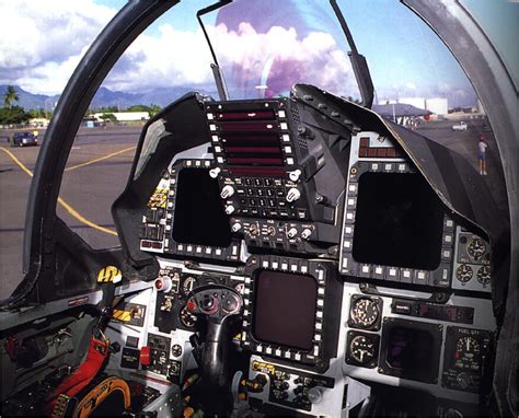 Toradh íomhá ar F-15E Cockpit