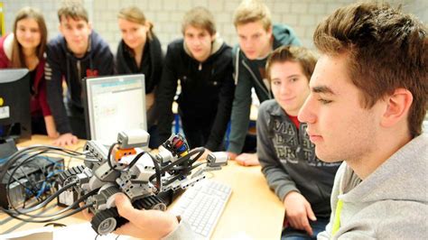 Image result for LEGO Roboter Schule