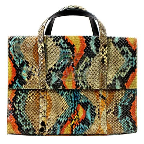 Python Skin Chanel に対する画像結果