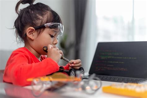 Toradh íomhá ar Engineering Kid Coding