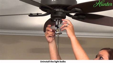 How to Remove a Light Kit from Your Hunter Ceiling Fan - 5xxxx Series ...
