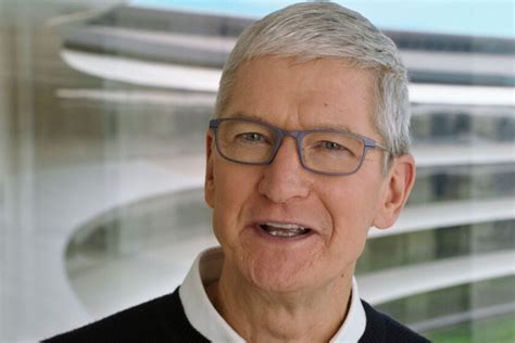 Afbeeldingsresultaten voor Tim Cook Reunion