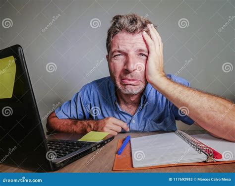 Afbeeldingsresultaten voor Person Behind Computer Crying Image
