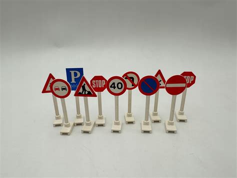 Afbeeldingsresultaten voor LEGO Sticker Sheets Road Signs