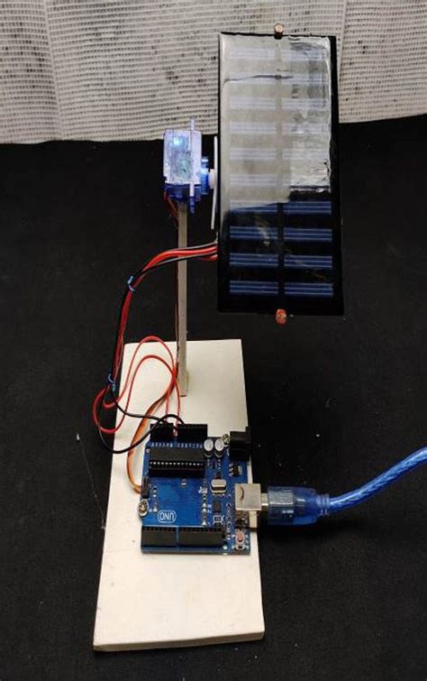 Image result for Image Solar Pannel Tracker Arduino