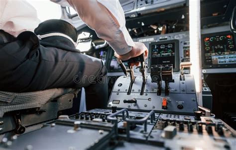 Afbeeldingsresultaten voor Passanger Flight Control Unit