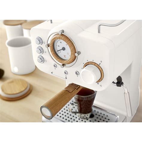 تصویر کا نتیجہ برائے Retro Coffee Machine