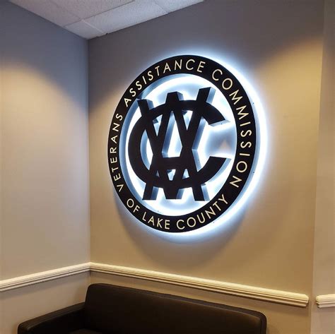 Afbeeldingsresultaten voor Sign Boards That Have LED Backlit